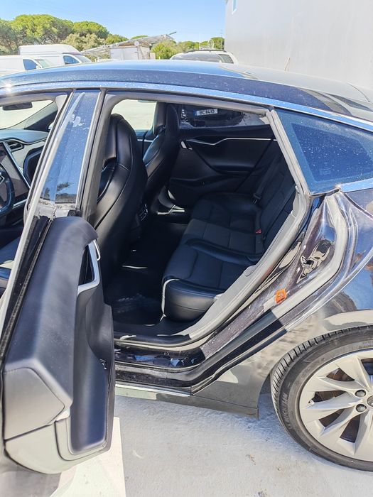 Tesla S 75 100% eléctrico