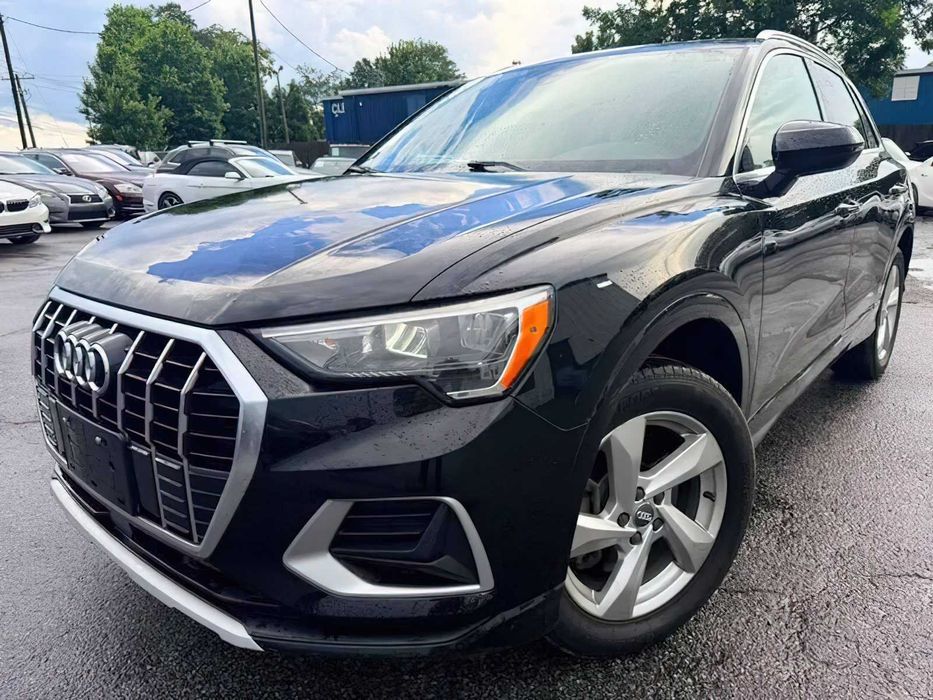 Audi Q3      2019