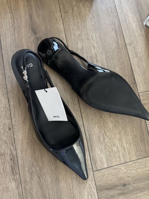 Нові мюлі манго 38 розмір