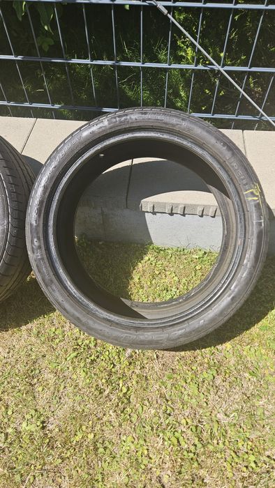 2 Opony Pirelli  255 35 R18 run flat