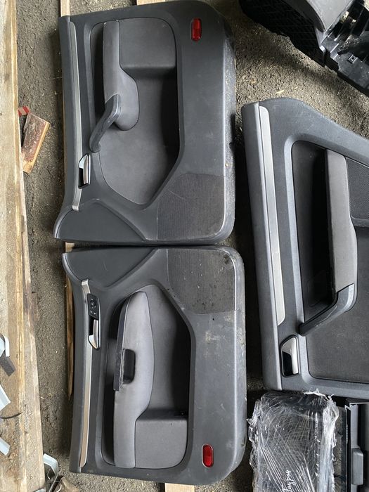 Карти пластик підлокітник Volskwagen Touran  Тауран