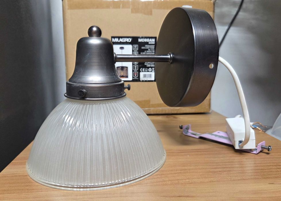 Kinkiety - lampki nocne Ikea