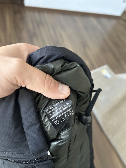 Жіноча куртка пуховик Mountain hardwear