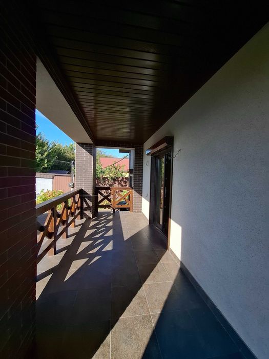 Продам новенький та затишний будинок