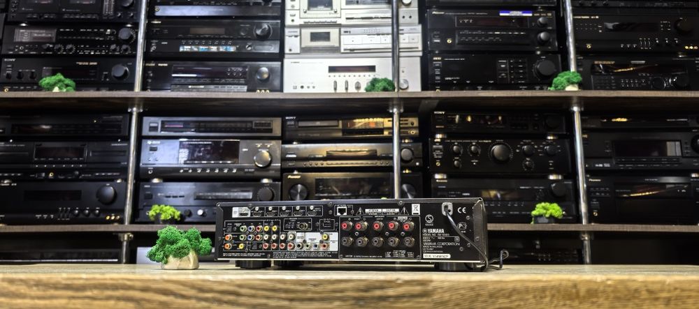 Ресивер Yamaha RX-S600/USB/HDMI/Optical/Internet Radio/6Ω/Пульт
