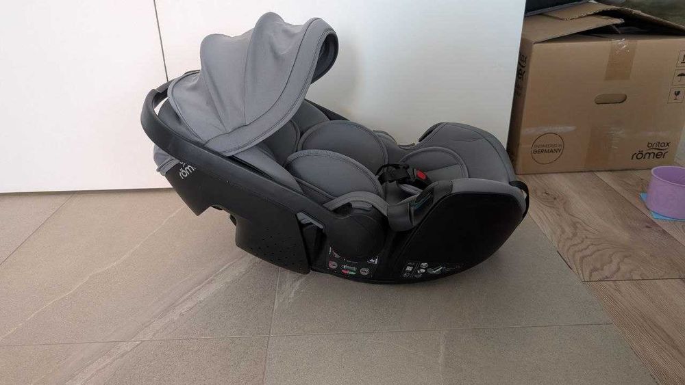 Автокрісло-переноска Britax Römer Baby-Safe Pro, Frost Grey