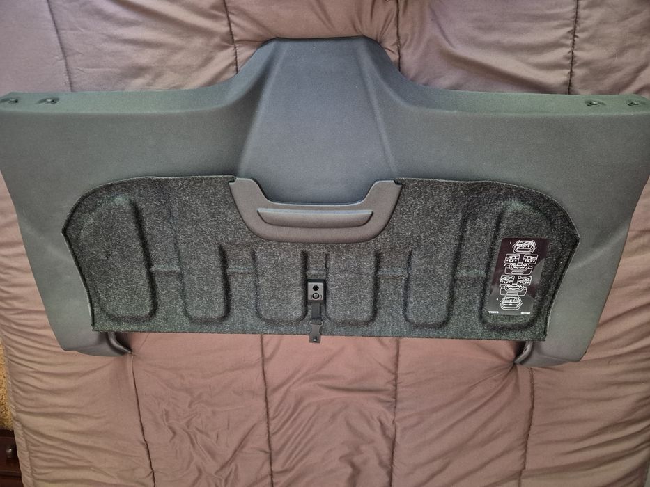 Tampa para mala de volvo c30