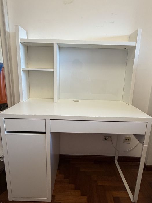 Secretaria branca IKEA