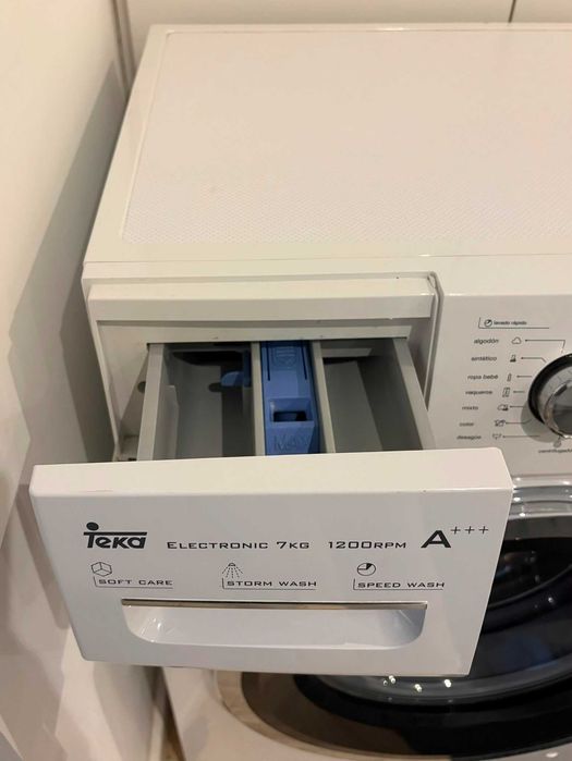 Maquina de Lavar Roupa TEKA TKD1270 - 7Kg - A+++