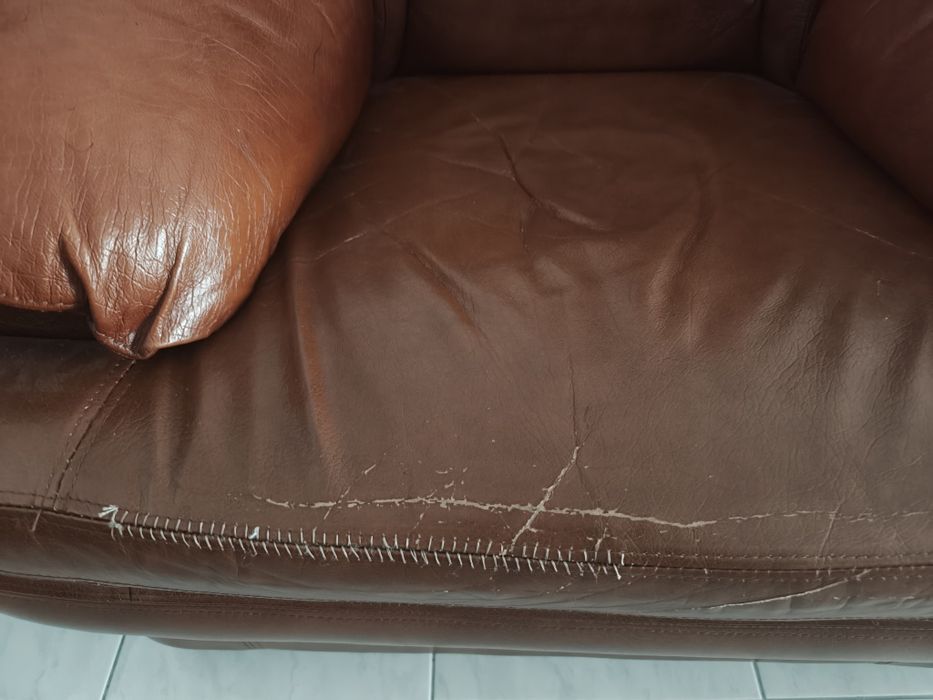 Sofás e móvel de sala
