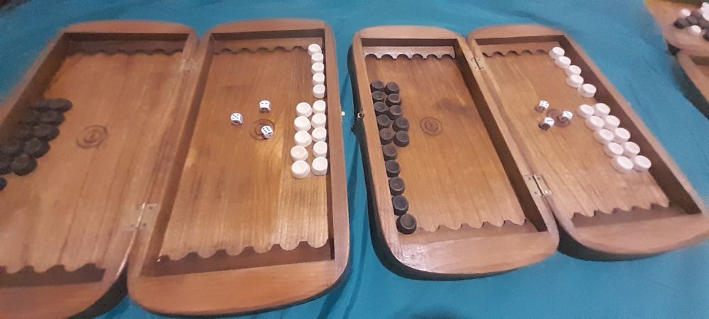 Нарды резные.Нарди із дерева.