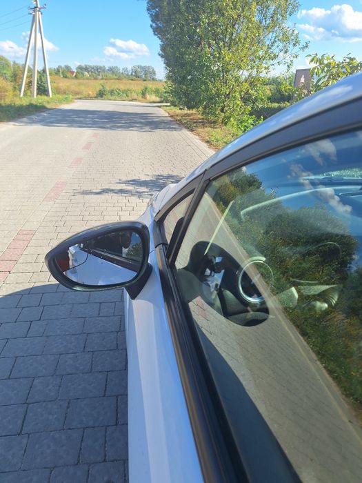 Ford Fiesta 2019 VIN 3FADP4BJ9KM149670 фото оголошення 8 з 11