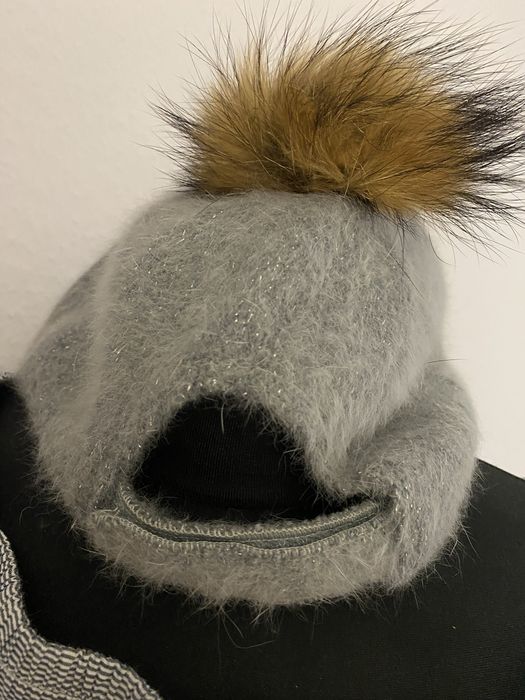 Czapka z pomponem