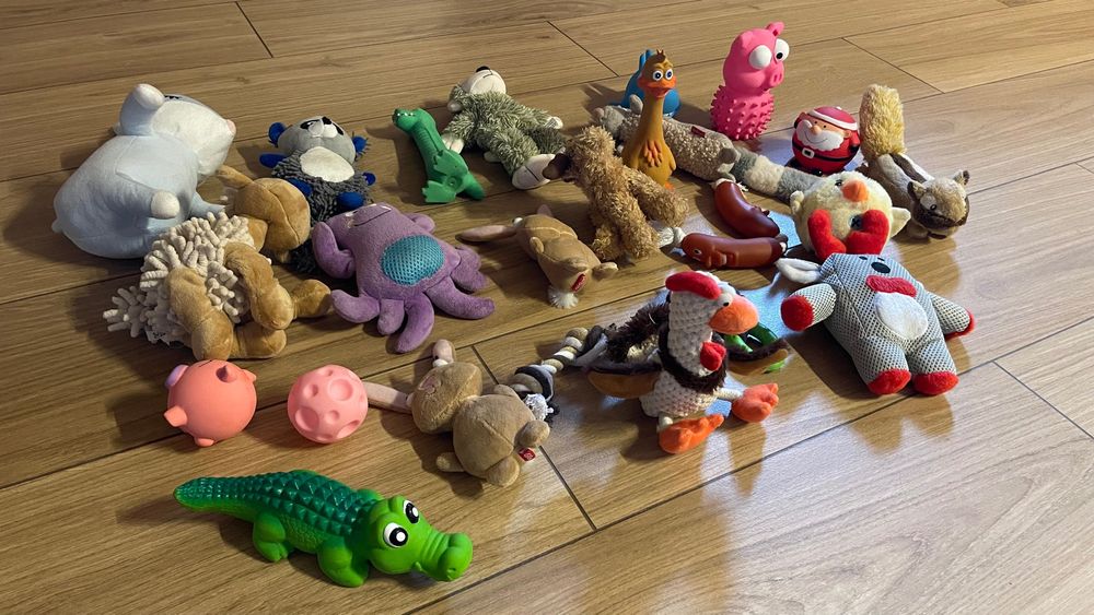 Продам игрушки для собаки