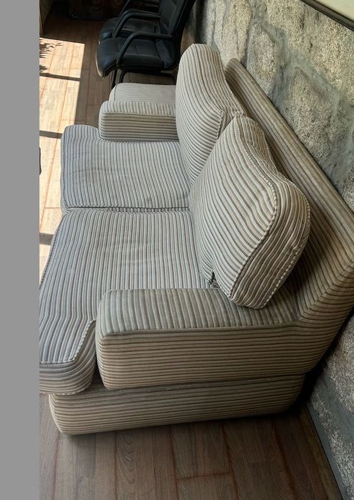 Sofá Conforto + Puffe a Combinar