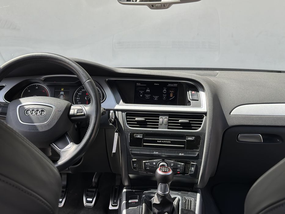 Audi A4 Avant 2.0 TDI S Line