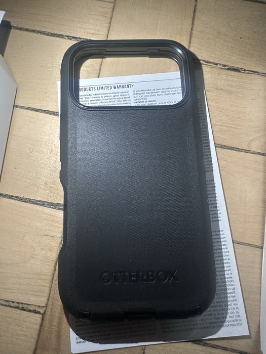 Otterbox defender iphone 17 pro max