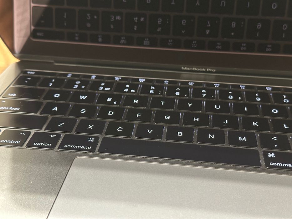 Macbook Pro 13 2017 8/256 91% A1708