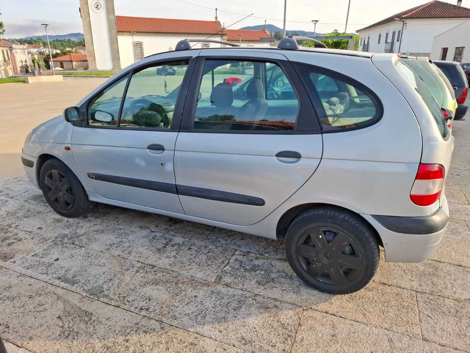 Renault megane scenic 1.4 gasolina – reliable family car – registered in Portugal, Next IPO Inspection: Valid until 26 April 2027