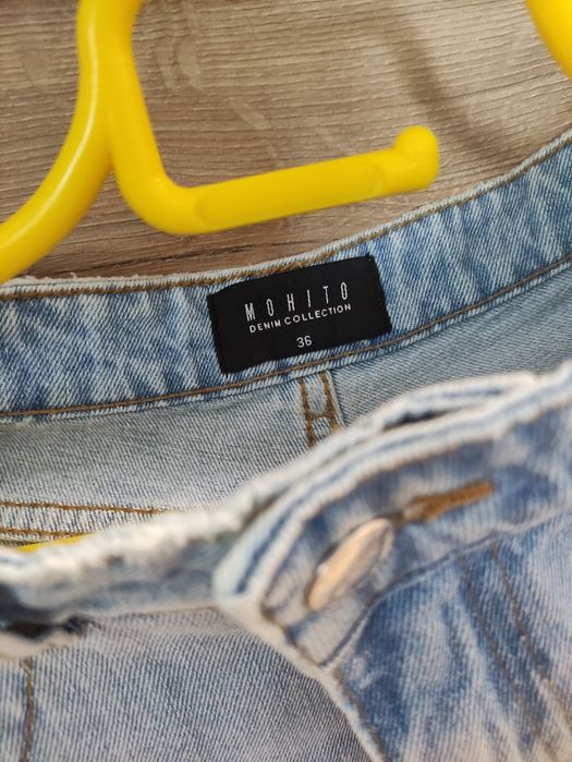 Spodenki jeansowe Mohito 36