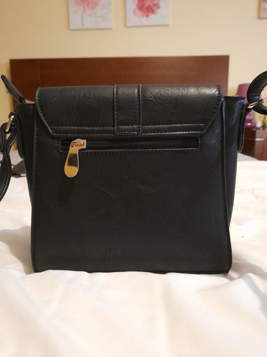 Mala a Tiracolo Preta