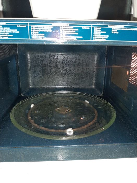 Мікрохвильва піч Samsung  під ремонт або на запчасті