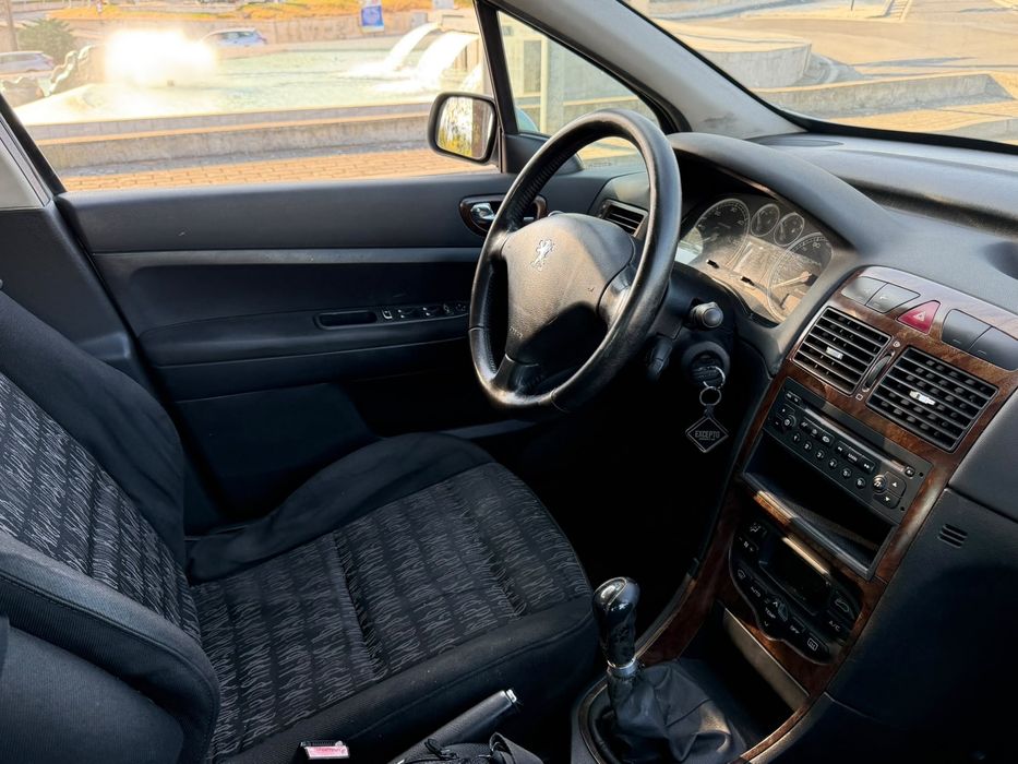 Peugeot 1.6hdi.
