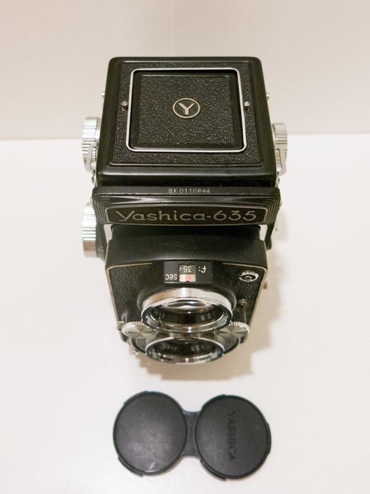 Câmara Yashica 635 - Médio Formato - Filme 120