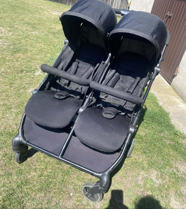 Spacerówka dla bliźniaków lub dzieci rok po roku.