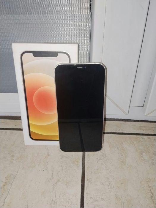 iPhone 12 bdb stan