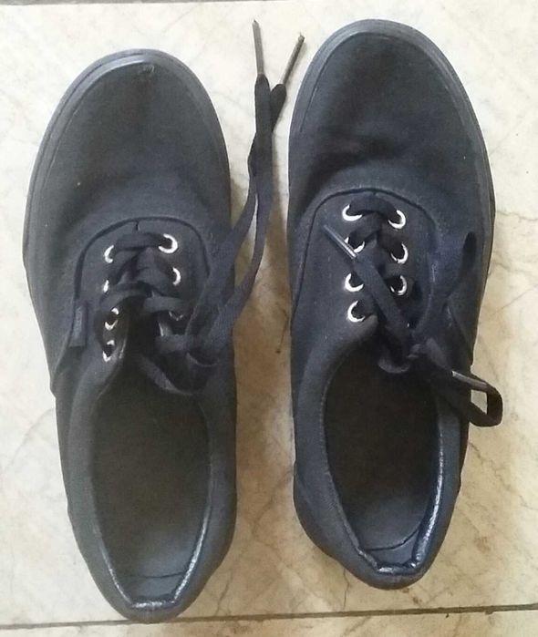 Vans czarne tenisówki trampki rozmiar 37