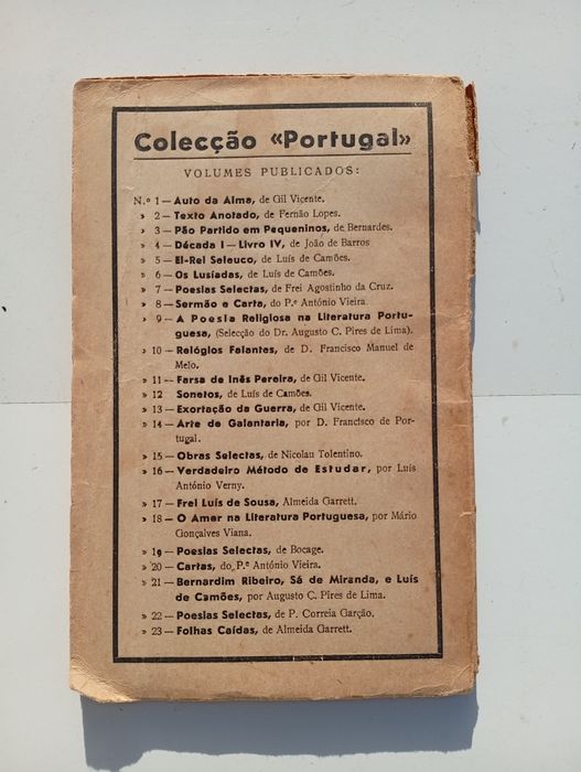 Livro antigo “Farsa de Inês Pereira” de Gil Vicente