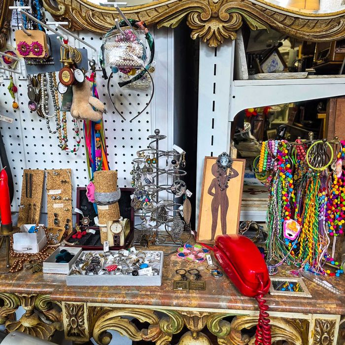 Relógio Corda Cauny Prima Calendario– 17 Rubis– Plaqué Ouro 10 Microns