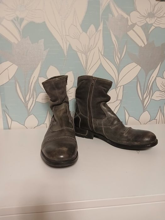 Шкіряні черевики Bugatti 44 розмір