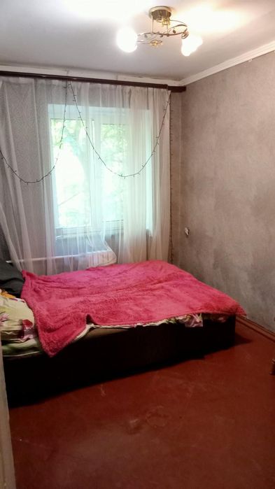 Продам 2 кімнати в комуні на вул. Балківській/Дюковскьский парк (3-346-059)