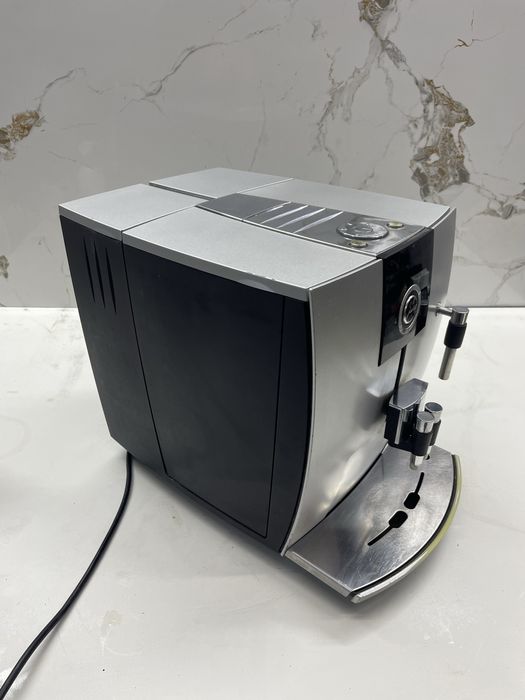 Кавомашина Jura Impressa J5