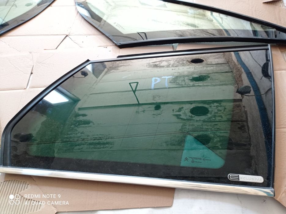 Стекло кузовное переднее заднее c4 grand picasso 2009 2010
