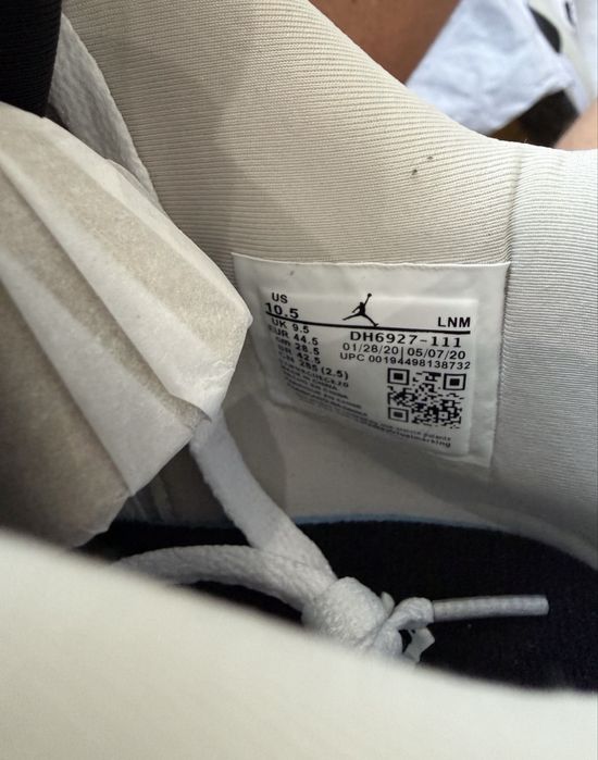 Nike Jordan 4 Retro rozmiar 44.5 Nowe Orginalne