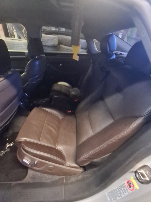 Fotele Audi A 8 D3 skóra