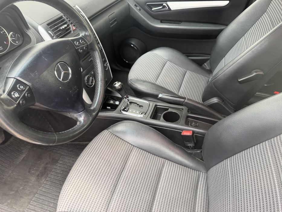 Witam na sprzedaz mercedes a class w169 2.0 diesel automat 2008 r