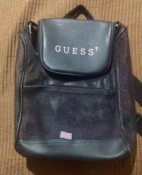 Mochila GUESS nova
