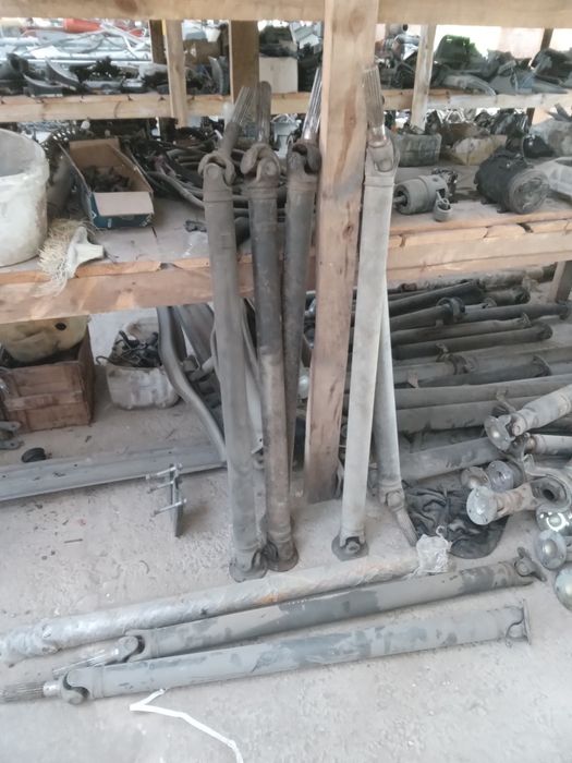 Кардани з гарною хрестовиною