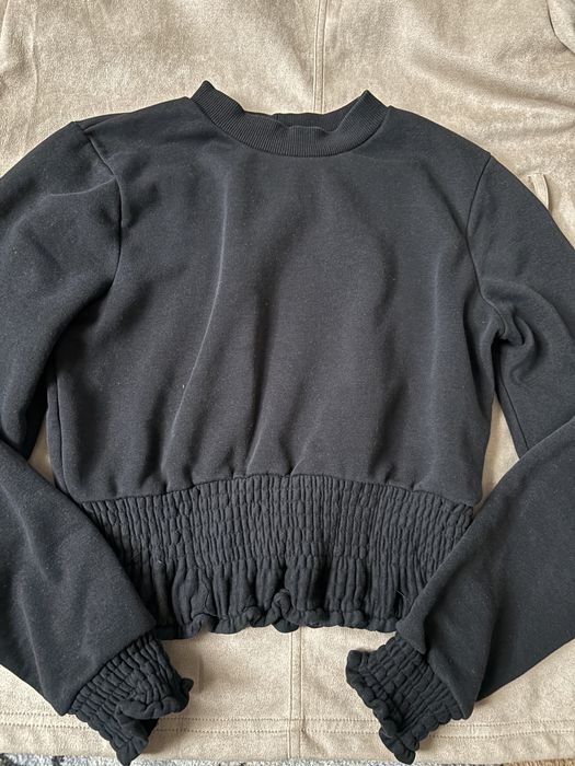 Bluza czarna mala zwykła basic z falbanką