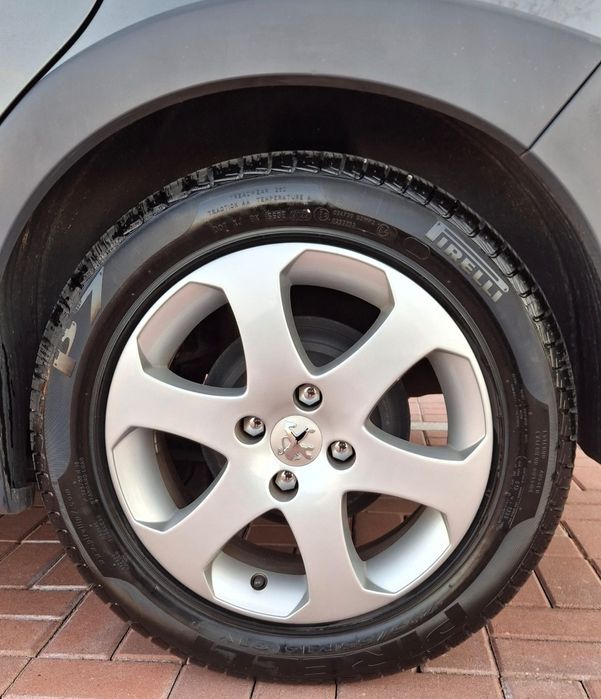 Vendo Peugeot 207 SW 1.6 HDI- 2011