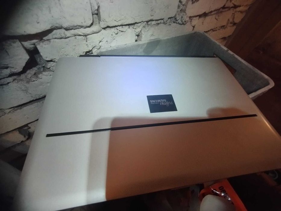 Laptop Fujitsu Simens
