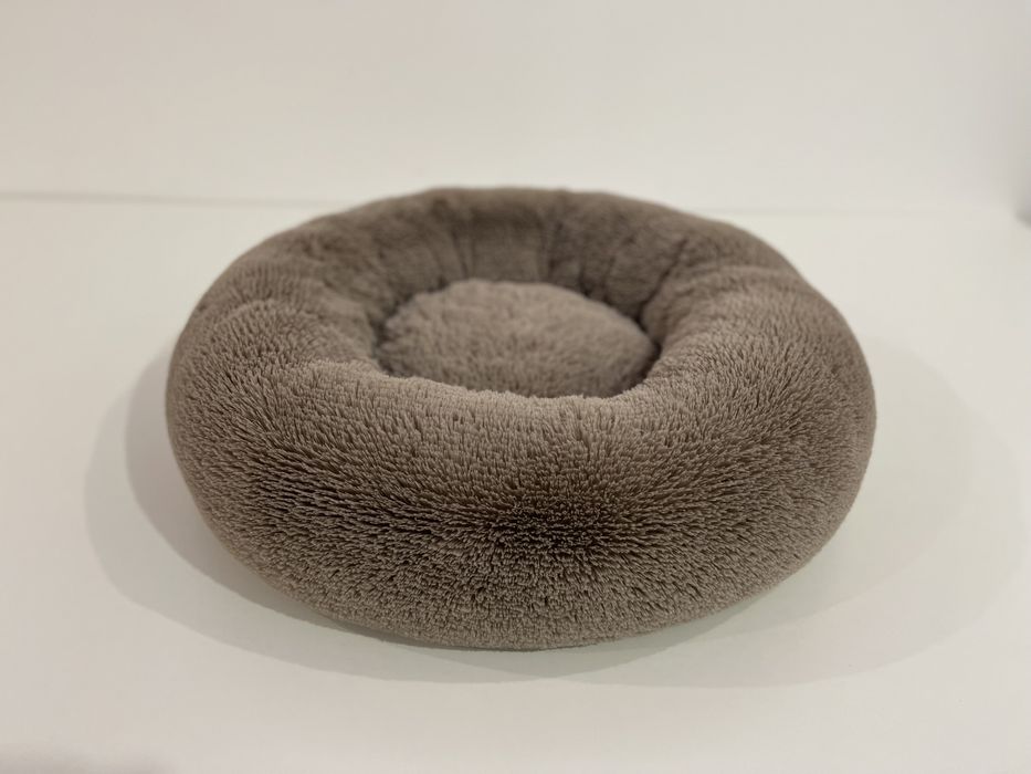 Лежанка лежак пончик для котов собак