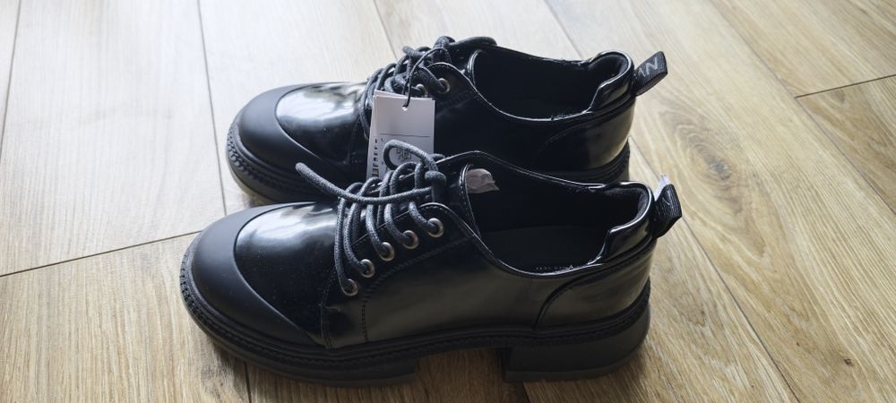 Półbuty Nine West