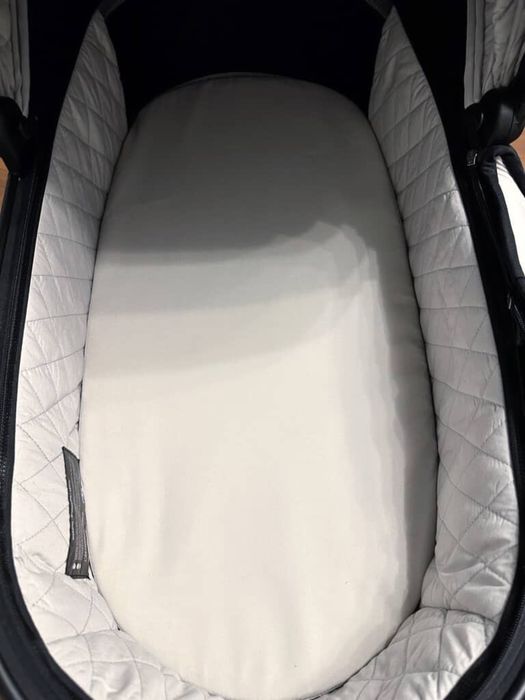 Продам коляску Carrello Ultimo - 2в1 (3в1) (с автокреслом)