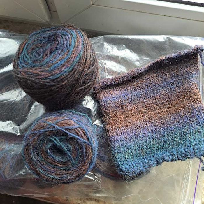 Пряжа 100% вовна.