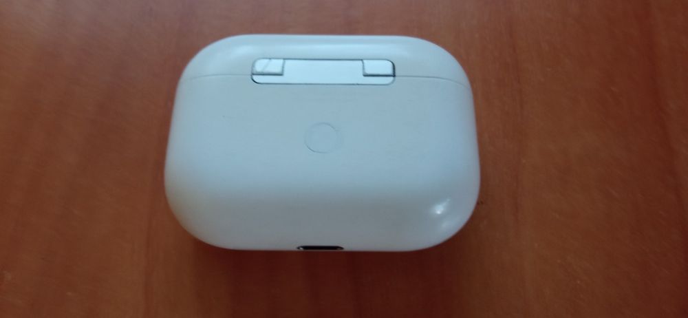 Бокс кейс для навушників airpods Apple